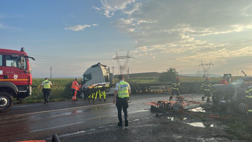 (AUDIO/FOTO) Accident grav pe Drumul Național 2 – E85, în județul Neamț!