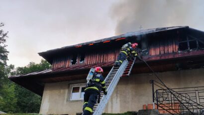 Neamţ: Incendiul de la Mănăstirea Bisericani a izbucnit de la o ţigară; un om a murit, iar altul a fost rănit