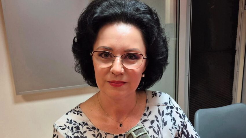 #StareaEducației: (INTERVIU) Luciana Antoci, consilier de stat în Cancelaria Prim-Ministrului: „Succesul școlar nu se măsoară doar prin nota de la Evaluarea Națională sau Bacaluareat.”/„La fel de valoros este profesorul care reușește să ducă un elev de la nota 5 la nota 7 într-o școală vulnerabilă, precum și cel care lucrează cu elevi de performanță.”