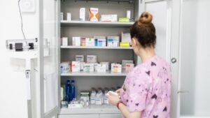 Zece comune din Botoșani primesc aparatură medicală modernă pentru cabinetele medicilor de familie