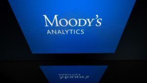 Agenţia Moody’s păstrează ratingul de ţară la limita inferioară şi ne recomandă în continuare pentru investiţii