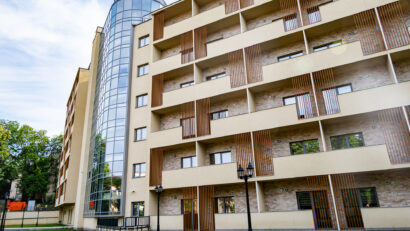 Iaşi: Universitatea ‘Alexandru Ioan Cuza’ a recepţionat noul cămin studenţesc cu o capacitate de 202 locuri de cazare