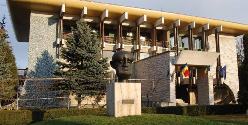 Bacău: Overthink Film Fest ajunge la Centrul de Cultură „George Apostu”