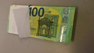 Vaslui: Cetăţean ucrainean, prins la Albiţa cu suma de 20.000 de euro nedeclarată