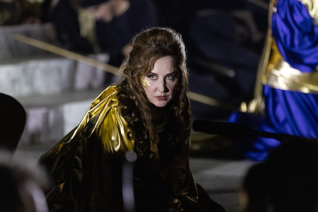 Elena Moșuc in Abigaille, din opera Nabucco