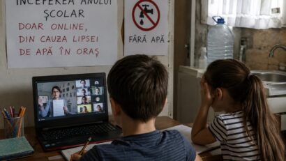 Cursuri online în mai multe unități de învățământ din Târgu Neamț