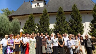 Dăinuiri mușatine la Hândrești: glasuri ale satului și ale memoriei – temă a emisiunii TRADIȚII – de joi, 3 septembrie 2026, ora 21:03, cu Dumitru Șerban