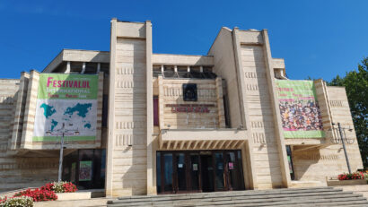 (AUDIO) Iași: Începe Festivalul Internațional de Teatru pentru Publicul Tânăr