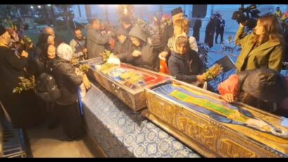 (AUDIO) Pelerinajul la Sfânta Parascheva a început oficial, astăzi, la Iaşi