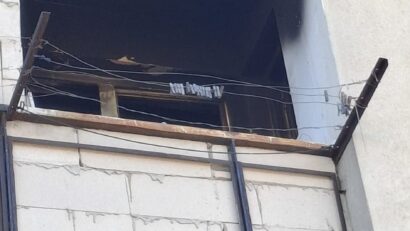 Incendiu la un apartament din orașul Hârlău. 25 de persoane, dintre care 15 copii, s-au autoevacuat din bloc