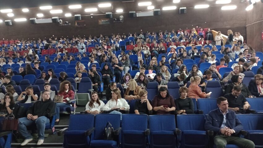 (AUDIO) Campania Națională Antidrog „Conștient, nu dependent”, la Piatra Neamț