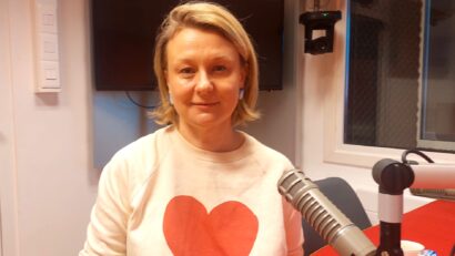 #StareaEducației (INTERVIU) Educația media, o necesitate în școala de astăzi. Directorul CJI, Cristina Lupu: Trebuie să vorbim de educație media din momentul în care îi dăm unui copil o tabletă. Trebuie să știm cum să verificăm informația. Odată cu apariția inteligenței artificiale, școala are un rol esențial în a livra cunoștințe.