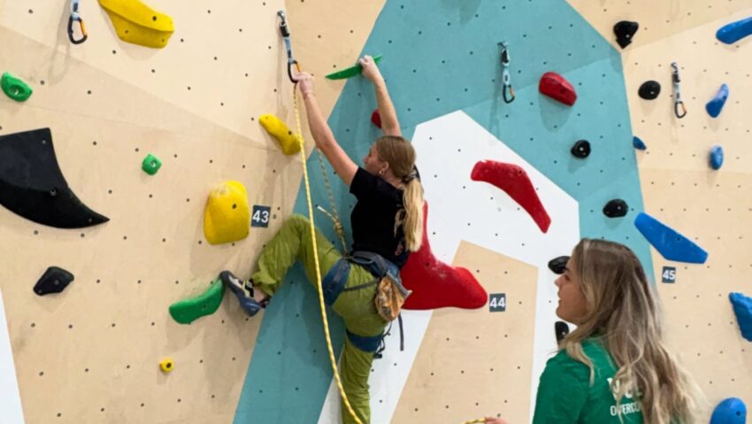 Copiii și tinerii cu dizabilități din Iași vor beneficia de terapie gratuită prin escaladă. Claudiu Miu, fondator Asociația Climb Again, în matinal cu Adina Șuhan