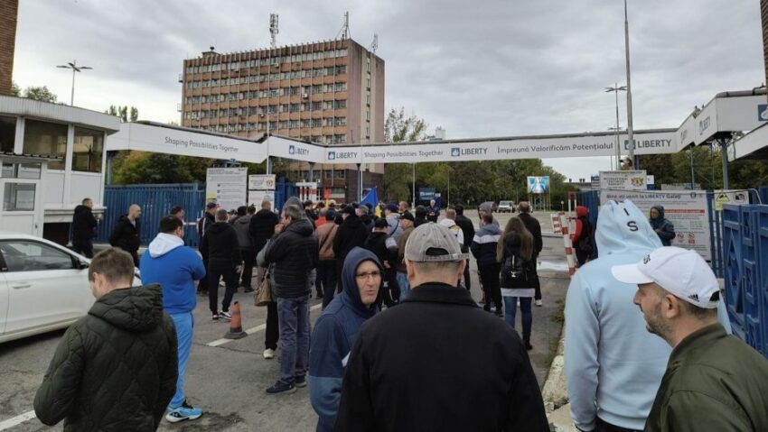 Combinatul siderurgic Liberty Galaţi riscă să fie deconectat de la reţeaua electrică