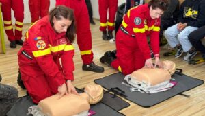 Botoșani: Vineri, 16 octombrie, elevii botoșăneni învață să salveze vieți